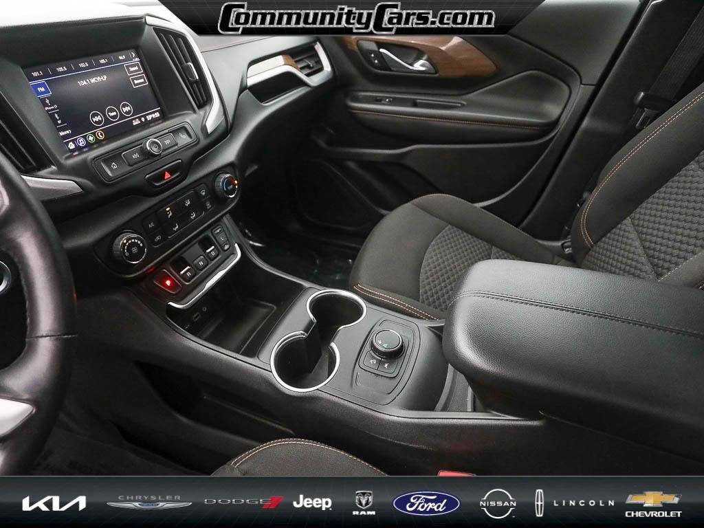 Used 2020 GMC Terrain SLE image 19