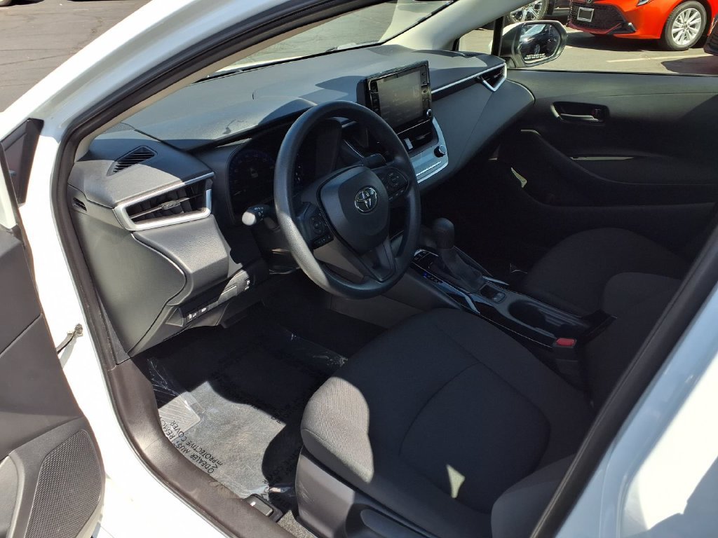 Certified 2022 Toyota Corolla LE w/ Carpet Mat Package (TMS) FWD image 15