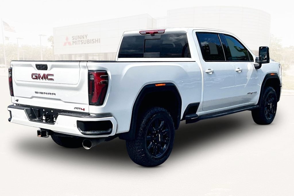Used 2026 GMC Sierra 2500 AT4 w/ AT4 Premium Plus Package AWD/4WD image 6