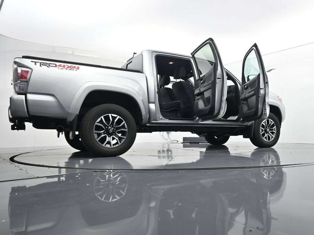 Used 2023 Toyota Tacoma TRD Sport AWD/4WD image 43