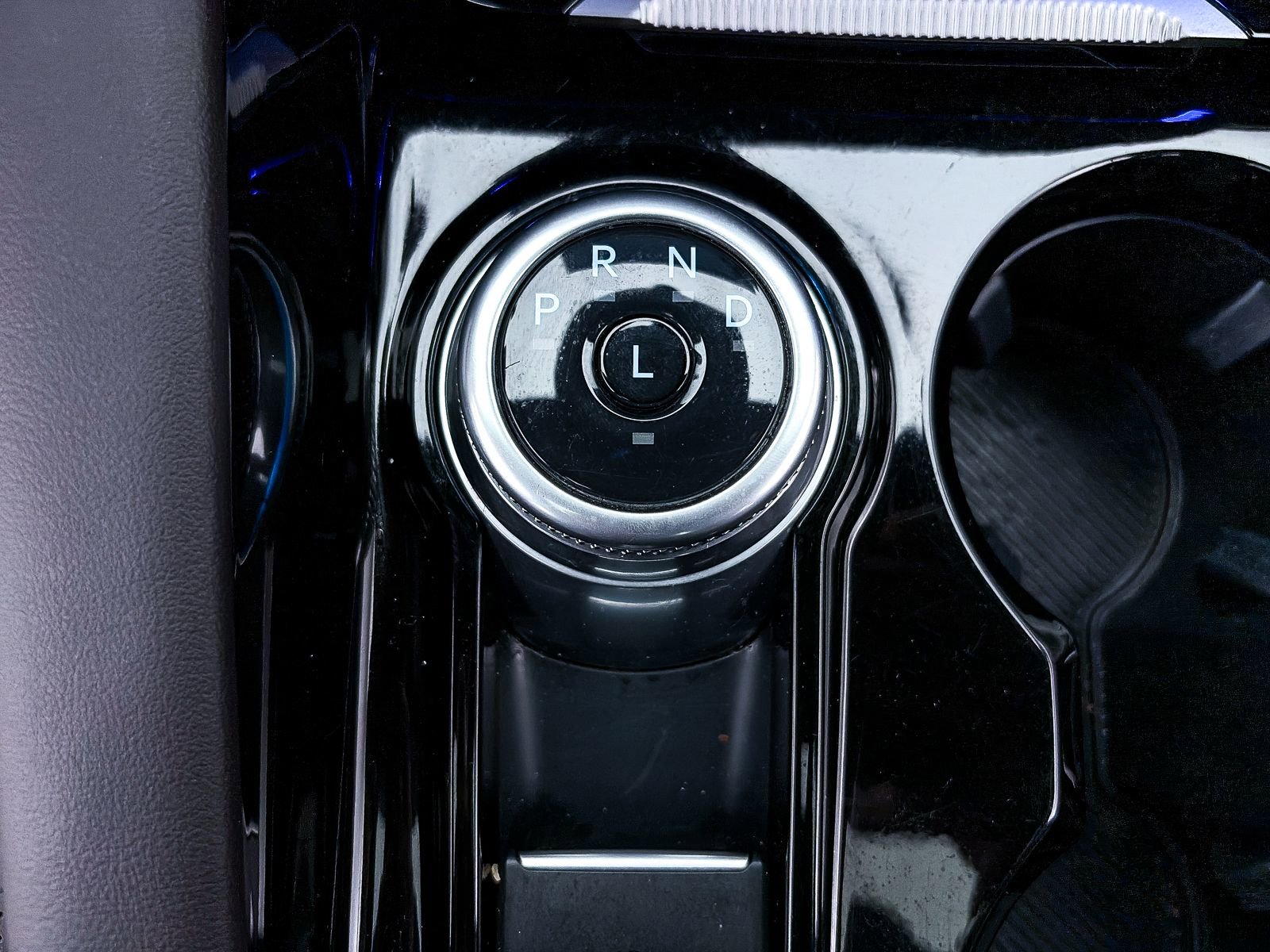 Used 2025 Ford Explorer Platinum w/ LUX Leather Package image 31