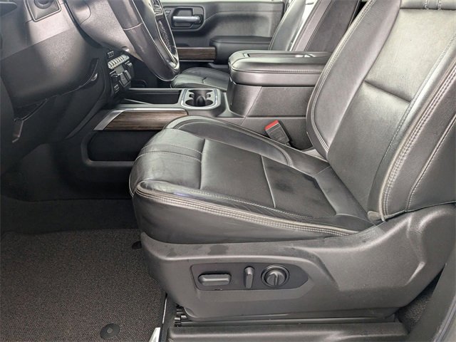 Certified 2022 Chevrolet Silverado 3500 High Country w/ Snow Plow Prep/Camper Package image 26