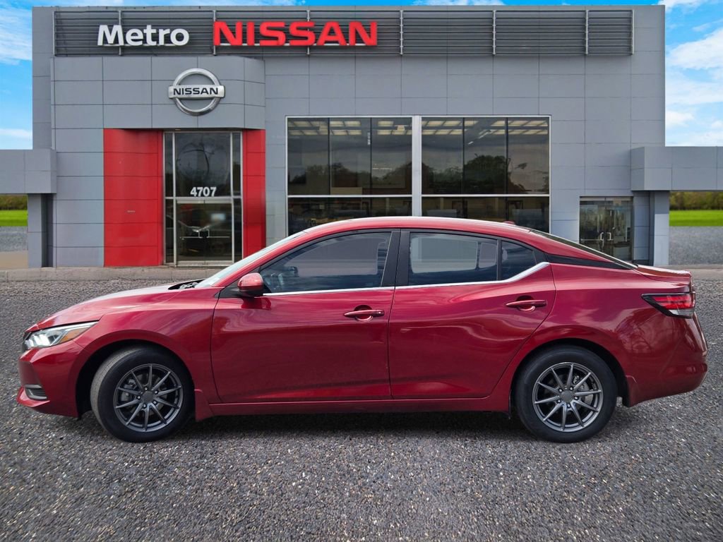 Used 2022 Nissan Sentra SV w/ All-Weather Package FWD image 3