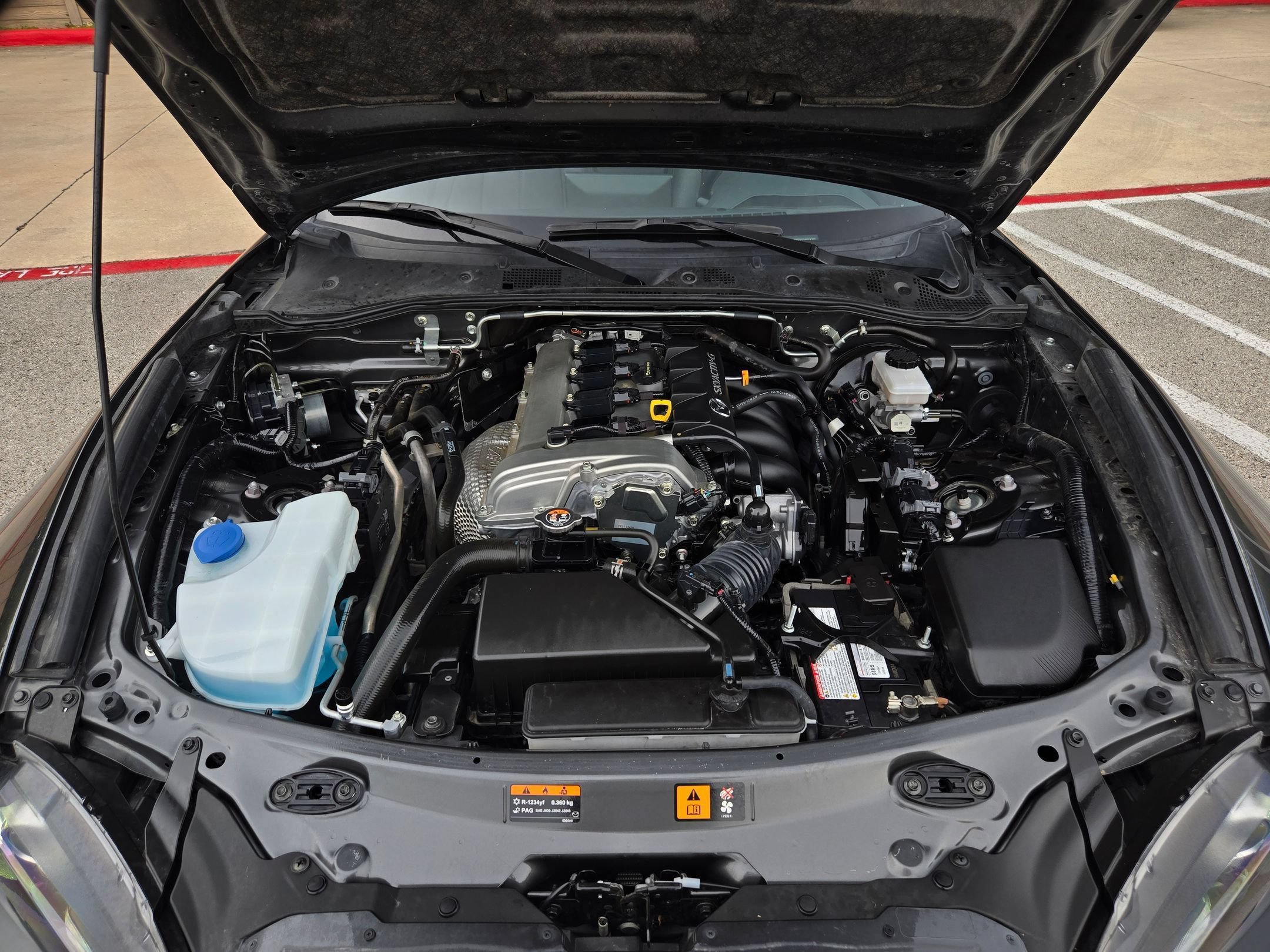 Used 2025 MAZDA MX-5 Miata RF Grand Touring RWD image 28