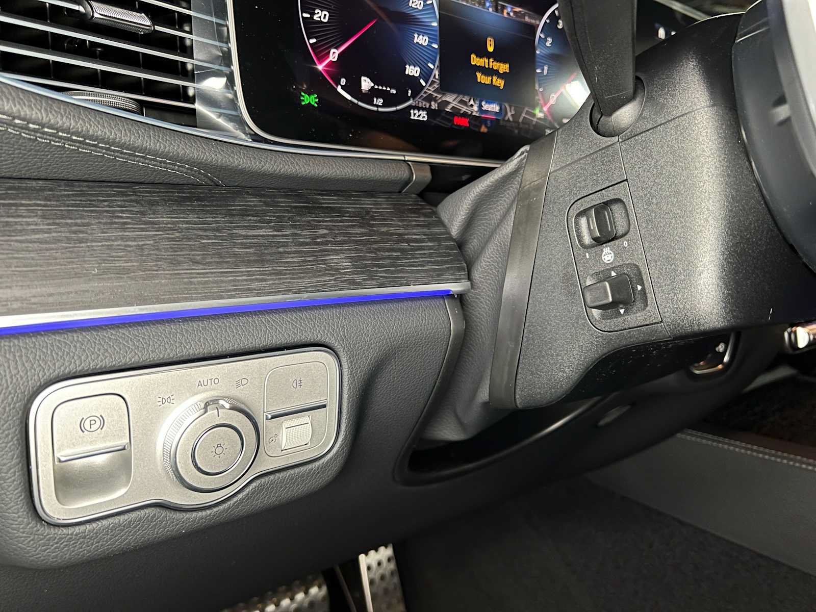 New 2026 Mercedes-Benz GLS 450 4MATIC image 27