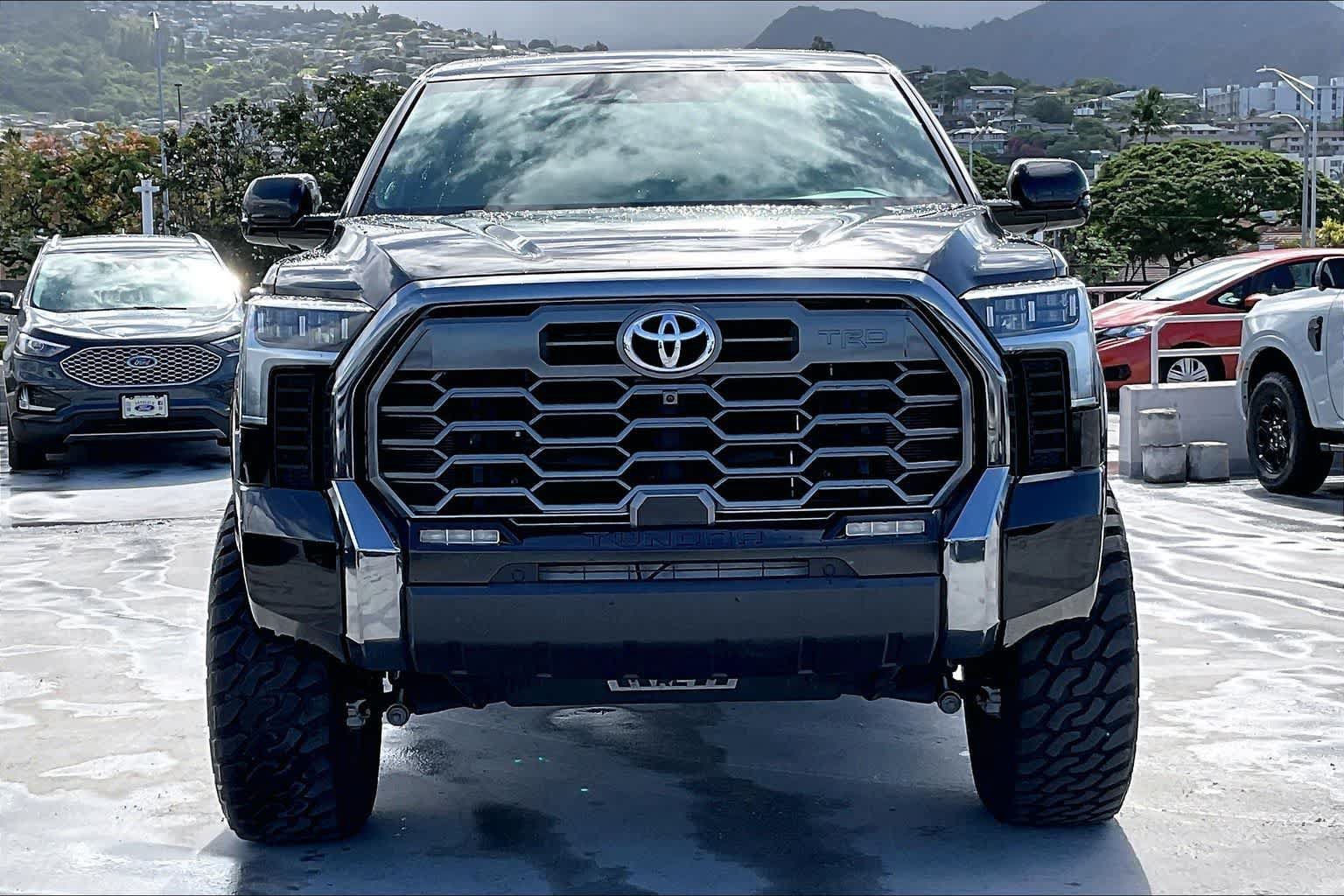 Used 2024 Toyota Tundra Platinum w/ TRD Off-Road Package AWD/4WD image 6