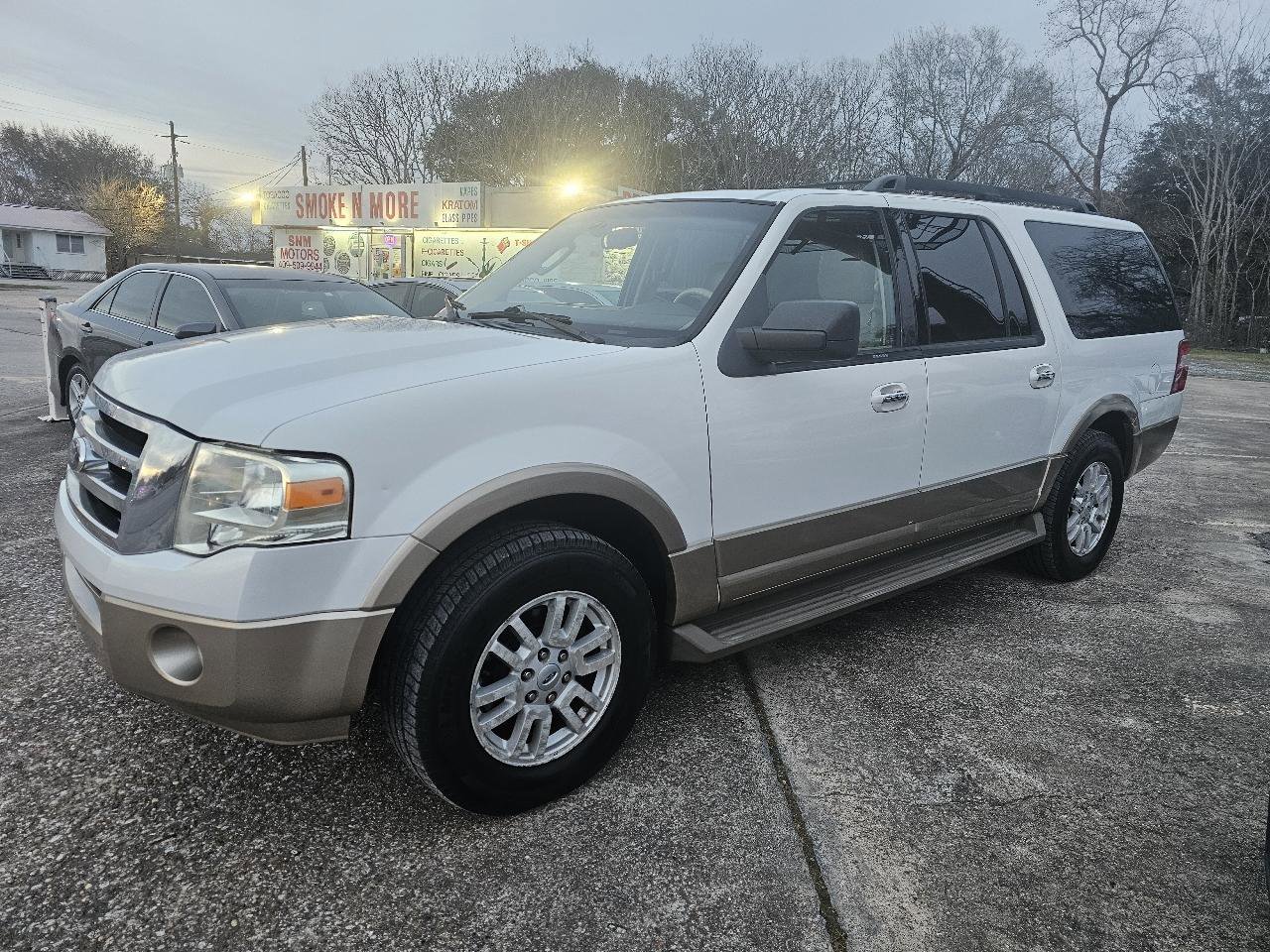 Used 2012 Ford Expedition EL XLT image 5