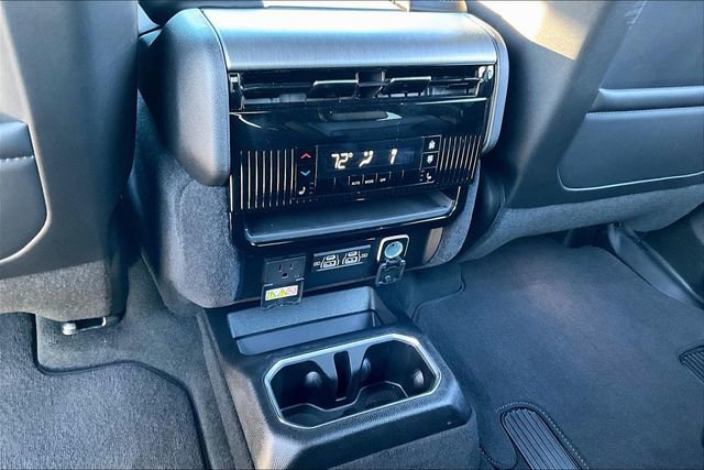 New 2026 Jeep Grand Wagoneer L Limited image 22