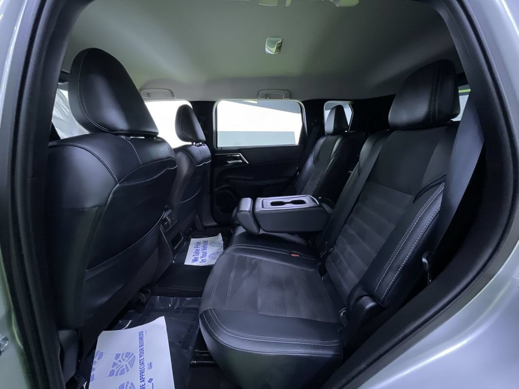 Used 2024 Mitsubishi Outlander Ralliart AWD/4WD image 28