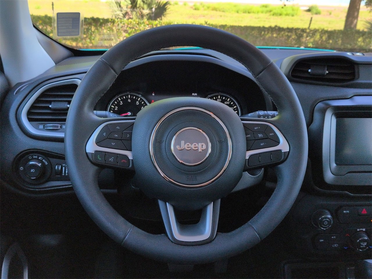 Used 2021 Jeep Renegade Latitude image 10