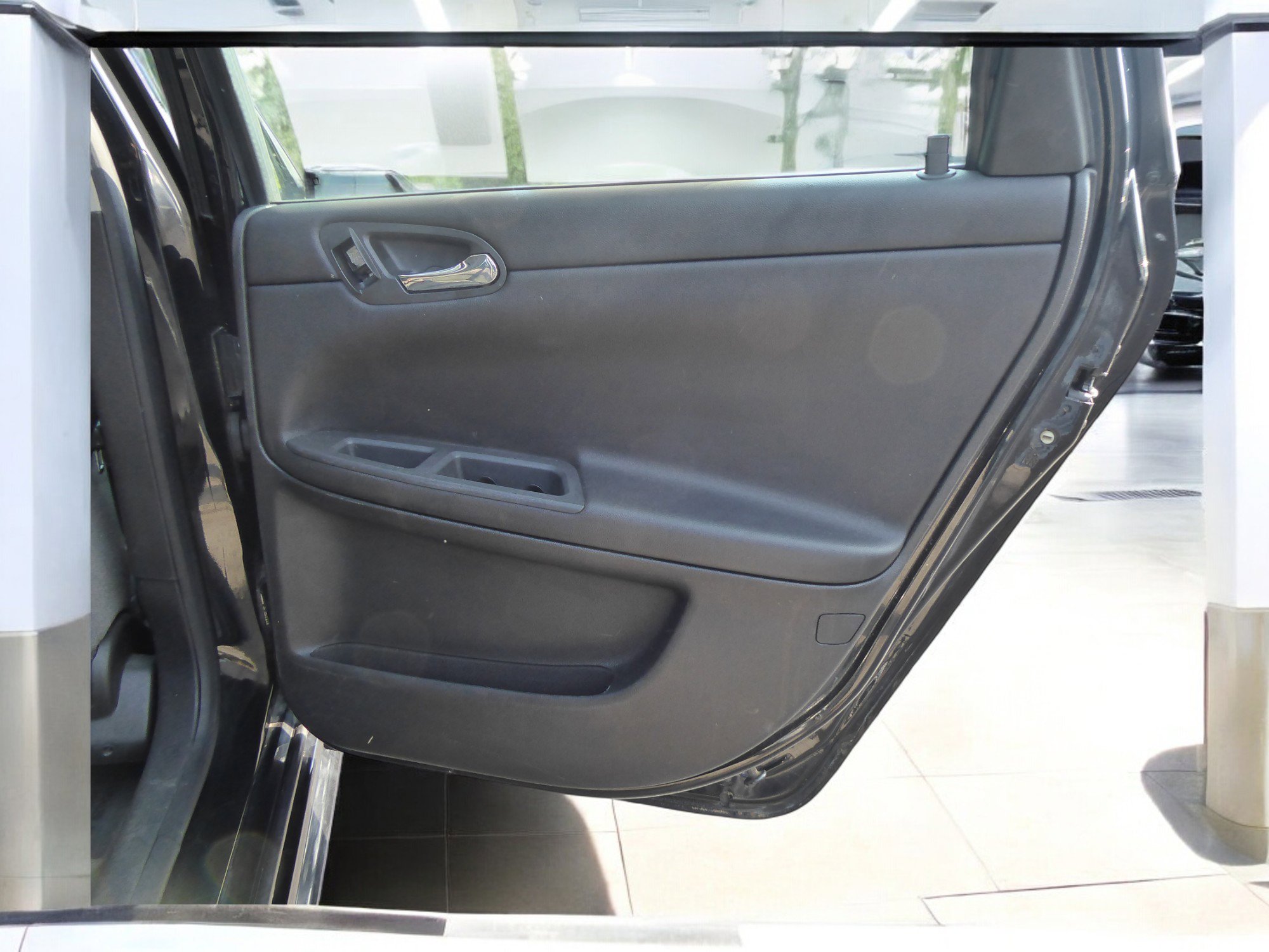 Used 2012 Chevrolet Impala LT w/ LT Sunroof Package image 19