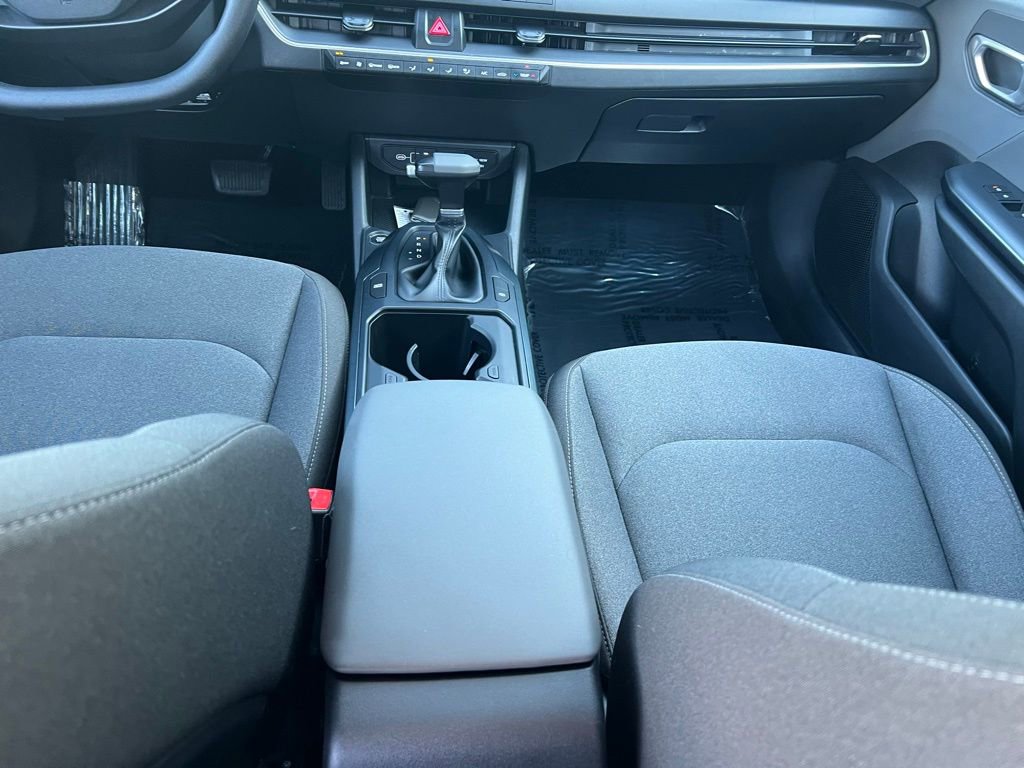 Used 2025 Kia K4 LXS image 20