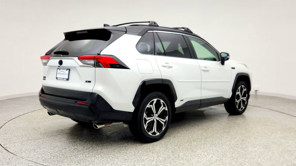 Used 2023 Toyota RAV4 XSE w/ Weather Package image 5
