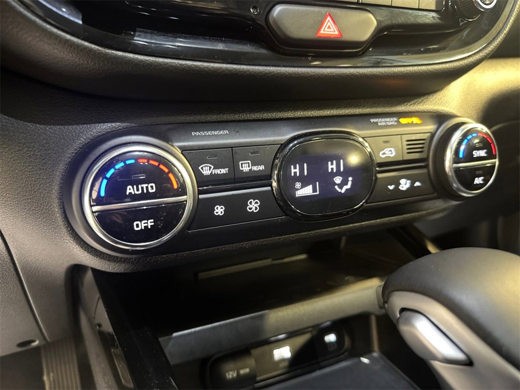 Certified 2023 Kia Soul GT-Line image 30