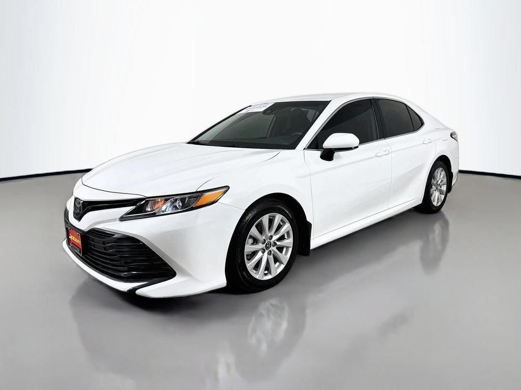 Certified 2020 Toyota Camry LE FWD image 3