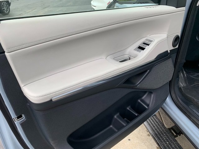 New 2026 Lincoln Navigator L Reserve AWD/4WD image 19