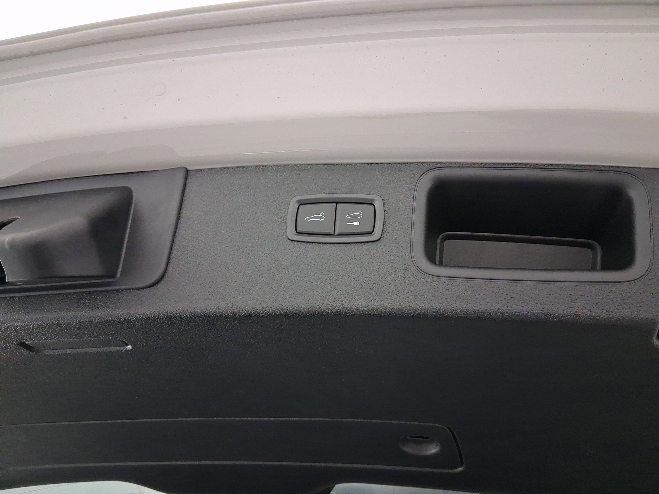 New 2026 Porsche Macan image 34