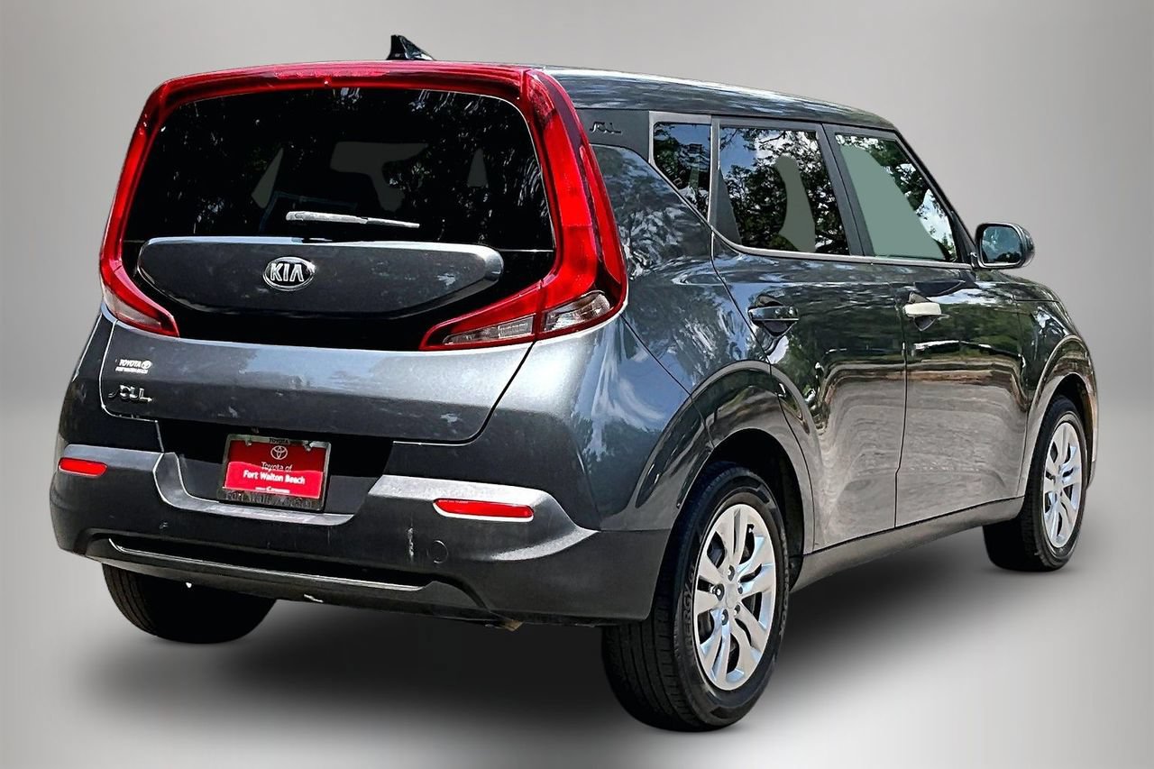 Used 2020 Kia Soul LX FWD image 5