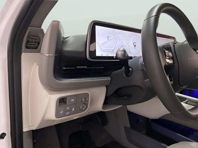 Used 2025 Hyundai Ioniq 6 SEL RWD image 16