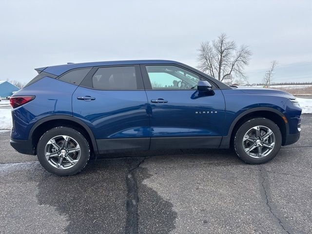Used 2023 Chevrolet Blazer LT w/ Driver Confidence Package image 2