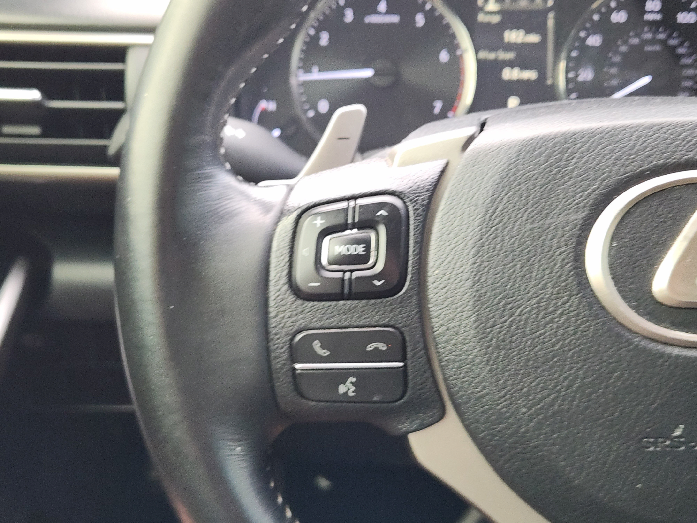 Used 2017 Lexus IS 200t RWD image 26