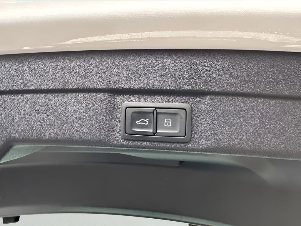 Used 2025 Audi A5 2.0T Premium w/ Convenience Package image 35