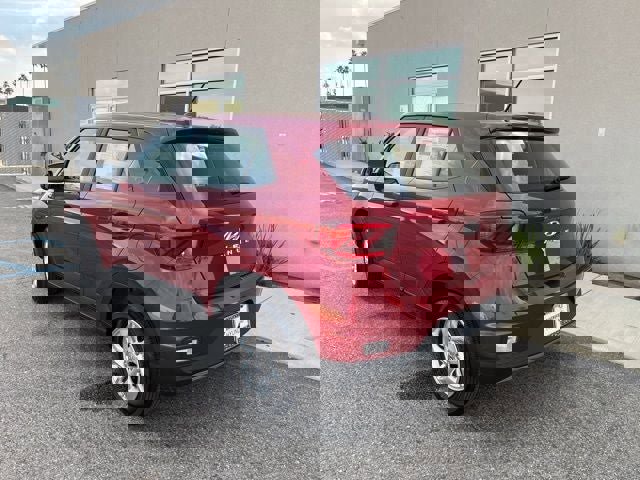 New 2026 Hyundai Venue SE image 3