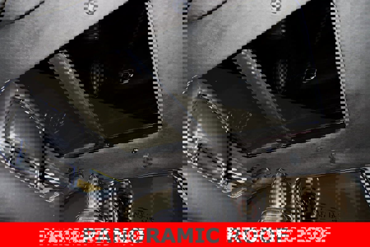 Used 2021 Jeep Grand Cherokee SRT w/ Trailer Tow Group IV image 17