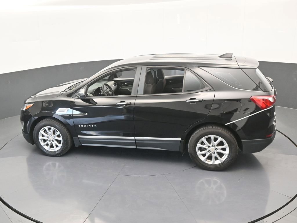 Used 2020 Chevrolet Equinox LS image 41