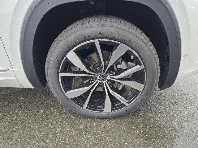 New 2026 Volkswagen Atlas SEL Premium R-Line image 2