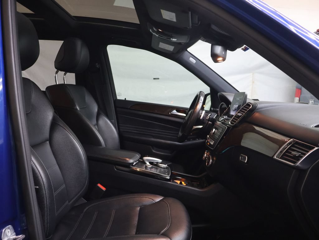 Used 2018 Mercedes-Benz GLE 350 4MATIC w/ Premium 2 Package image 9