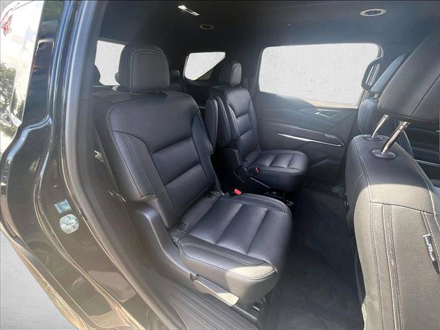 Used 2026 Chevrolet Traverse LT FWD image 29