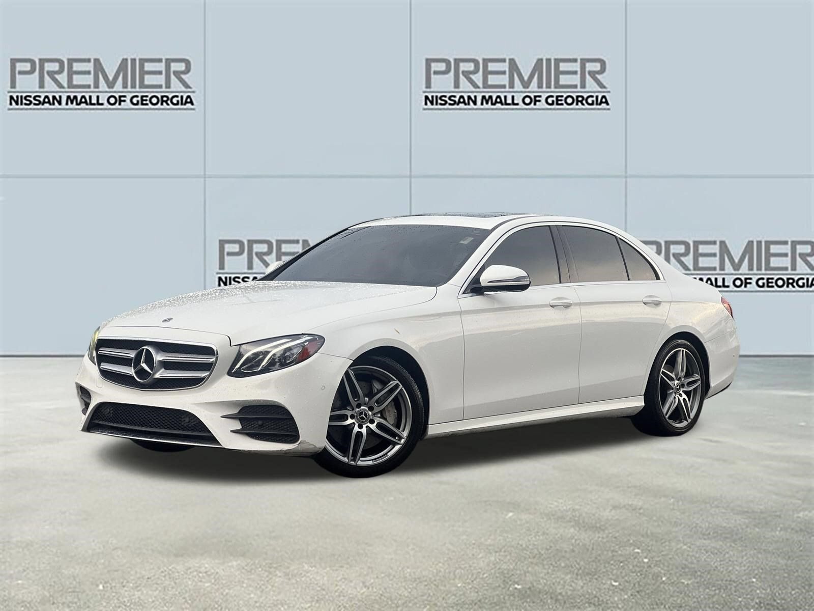 Used 2018 Mercedes-Benz E 300 image 1