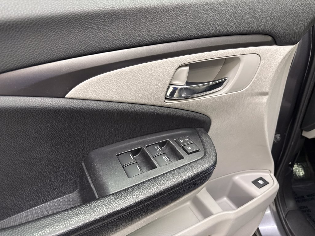 Used 2016 Honda Pilot EX image 13