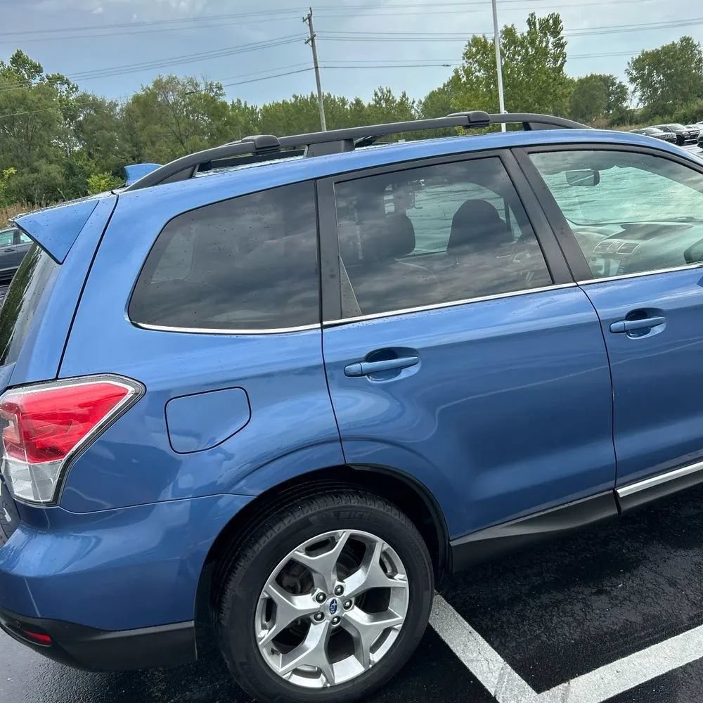 Used 2018 Subaru Forester 2.5i Touring w/ Popular Package #3B AWD/4WD image 9