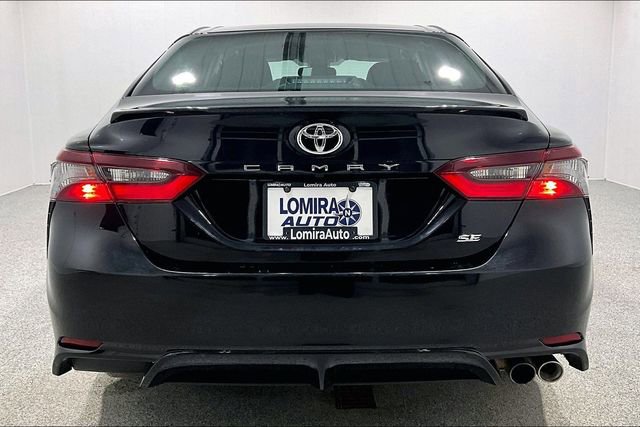 Used 2024 Toyota Camry SE image 6