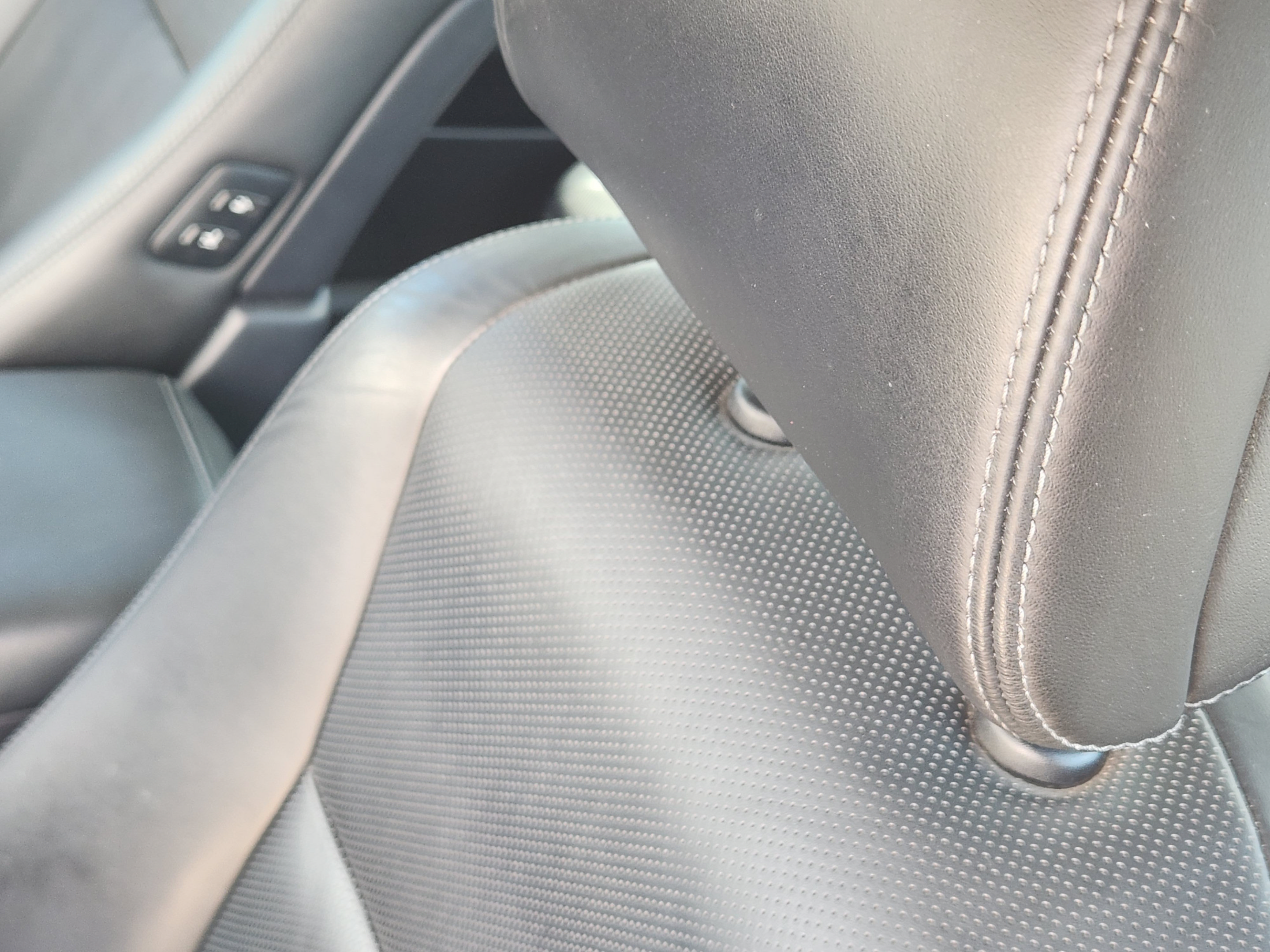 Used 2016 Lexus LS 460 L RWD image 7