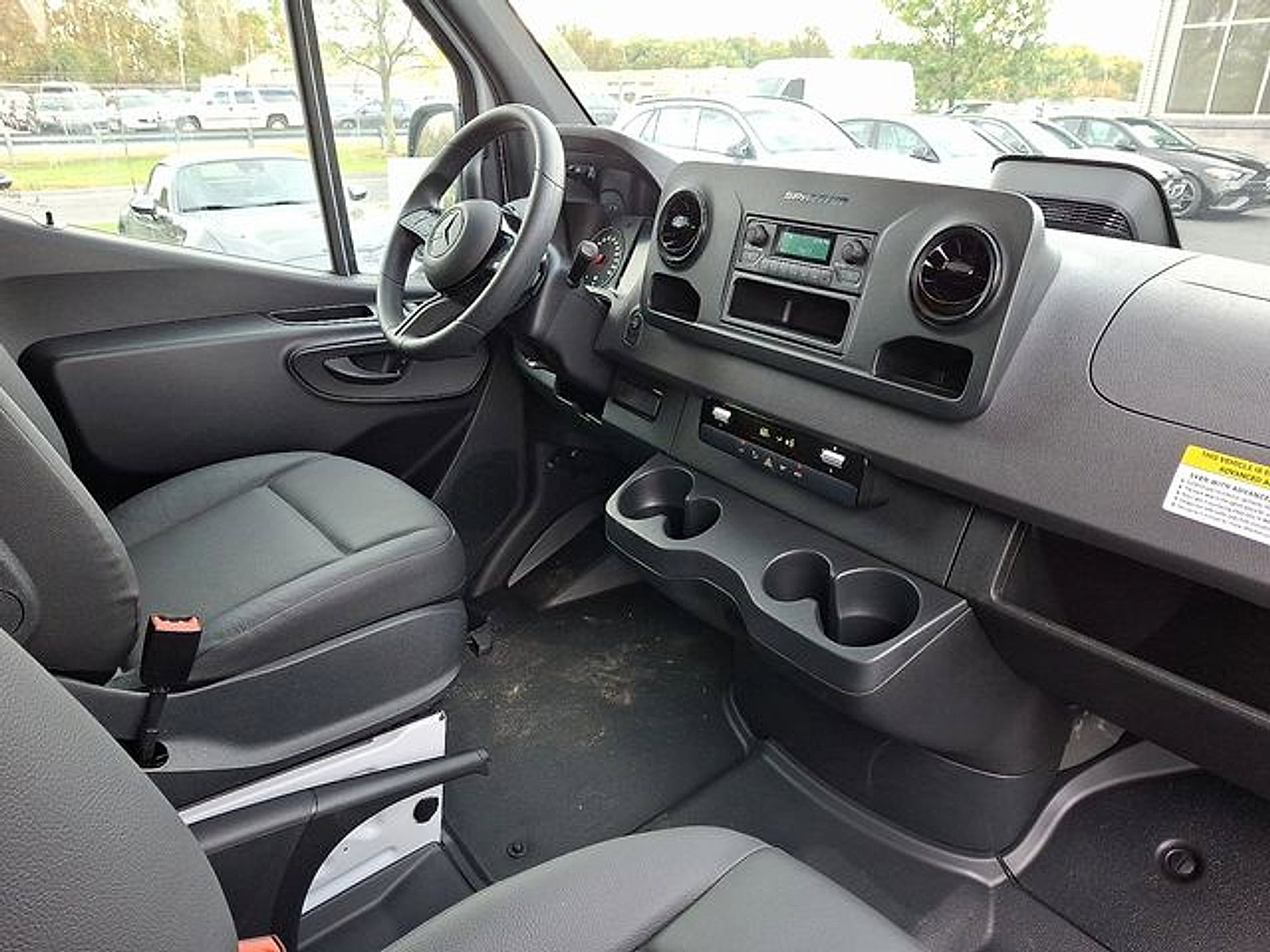Used 2025 Mercedes-Benz Sprinter 2500 image 10