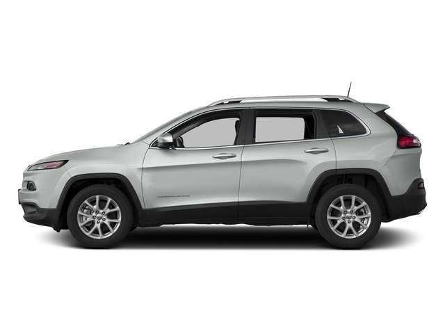 Used 2018 Jeep Cherokee Latitude Plus w/ Comfort/Convenience Group AWD/4WD image 3