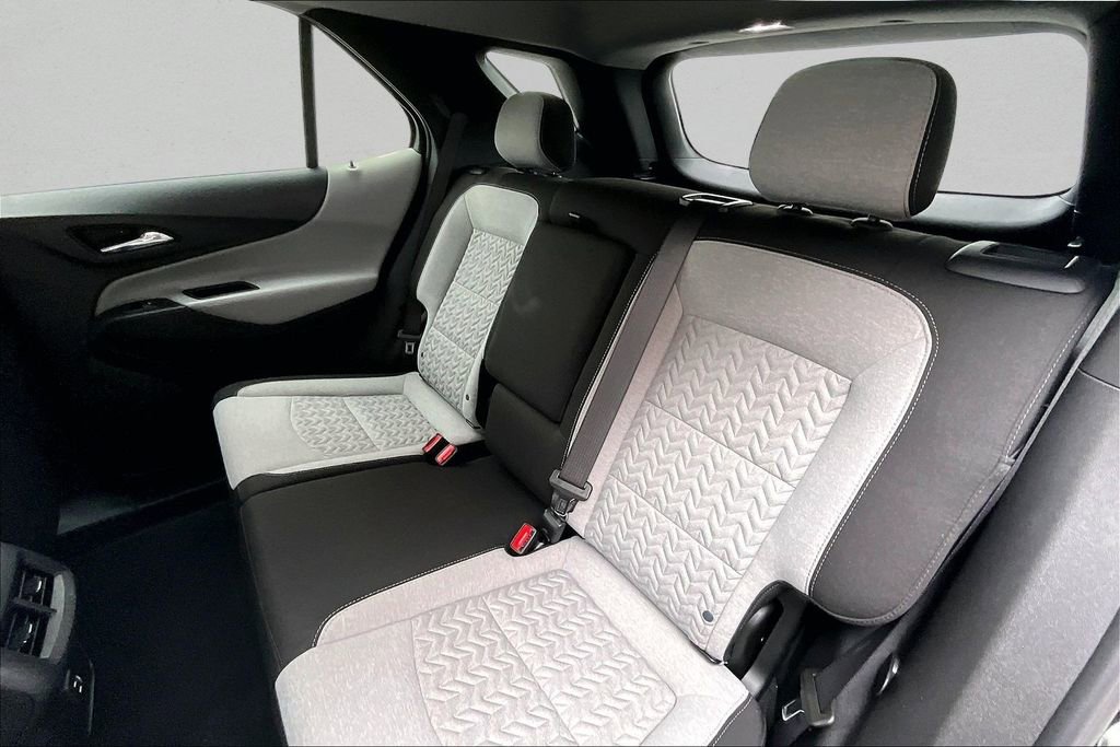 Used 2024 Chevrolet Equinox LS w/ LS Convenience Package image 21