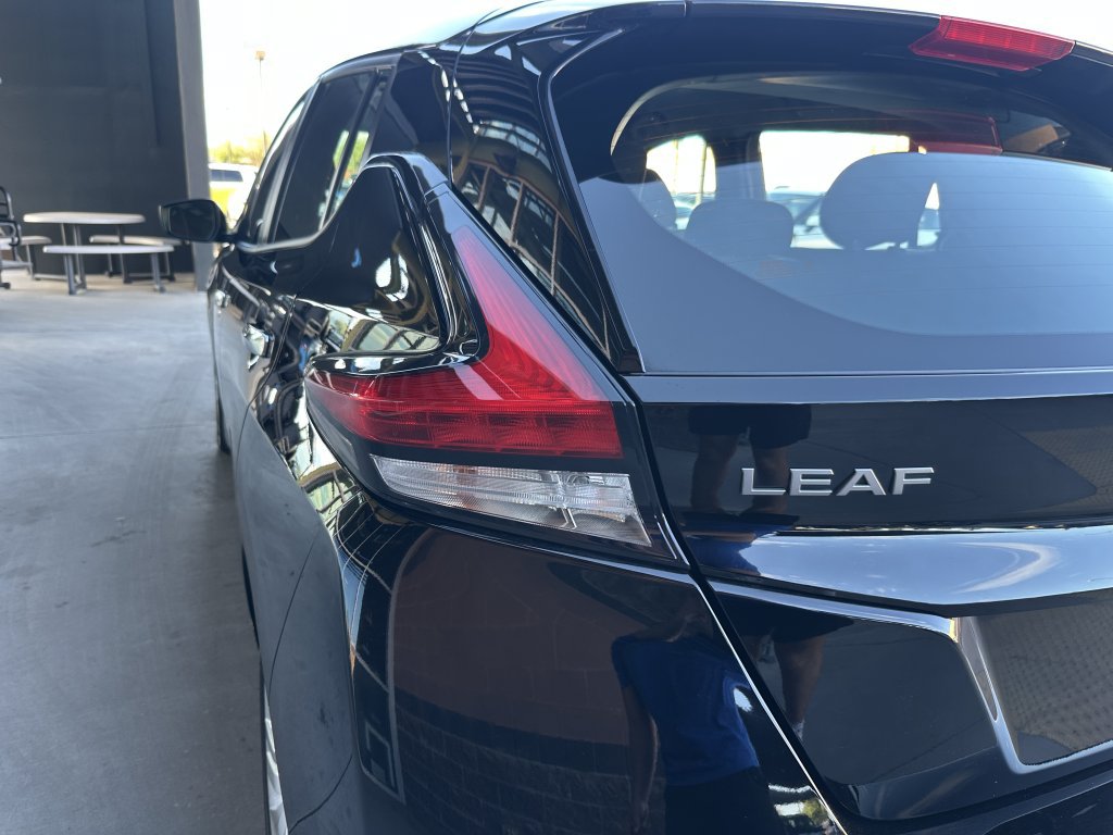 Used 2025 Nissan Leaf S FWD image 13