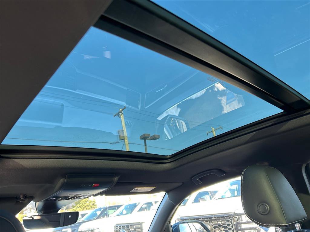 Used 2021 Volkswagen Atlas Cross Sport SEL Premium image 7