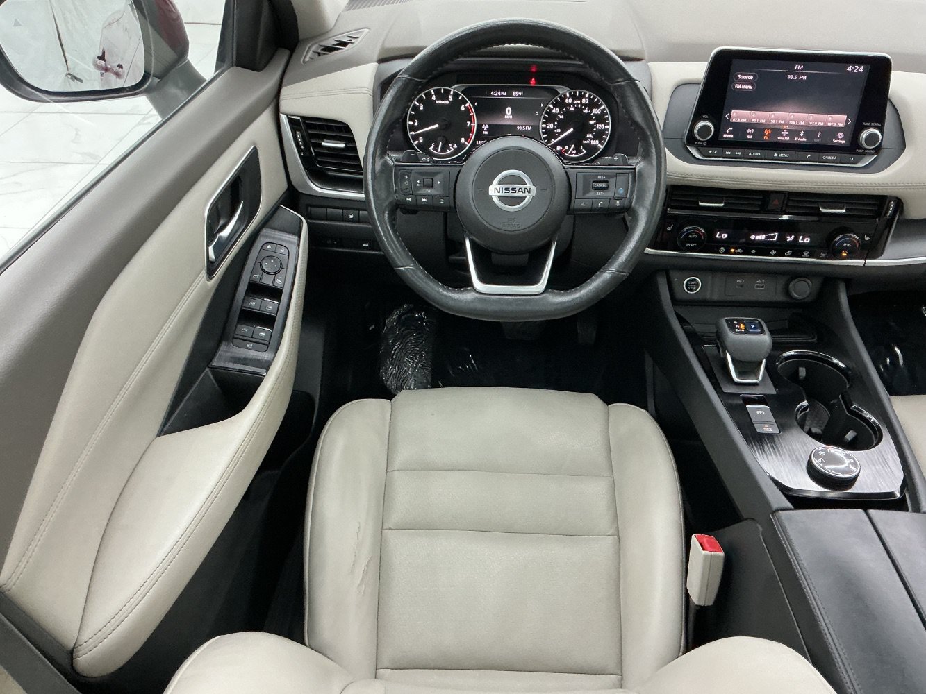 Used 2021 Nissan Rogue SV w/ Premium Package AWD/4WD image 31