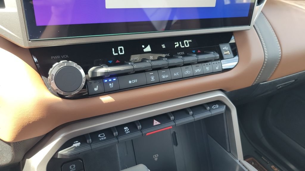 New 2026 Toyota Tundra 1794 Edition AWD/4WD image 19