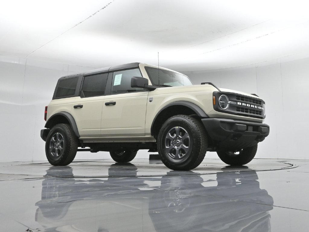 New 2026 Ford Bronco Big Bend AWD/4WD image 3
