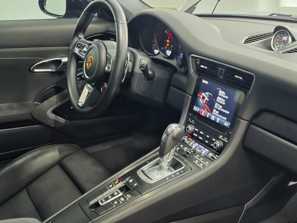 Certified 2018 Porsche 911 Carrera GTS RWD image 22