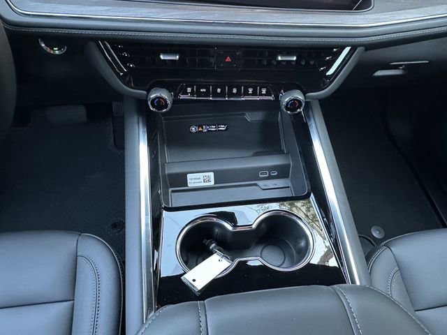 New 2026 Chevrolet Suburban LT w/ Comfort Package image 17