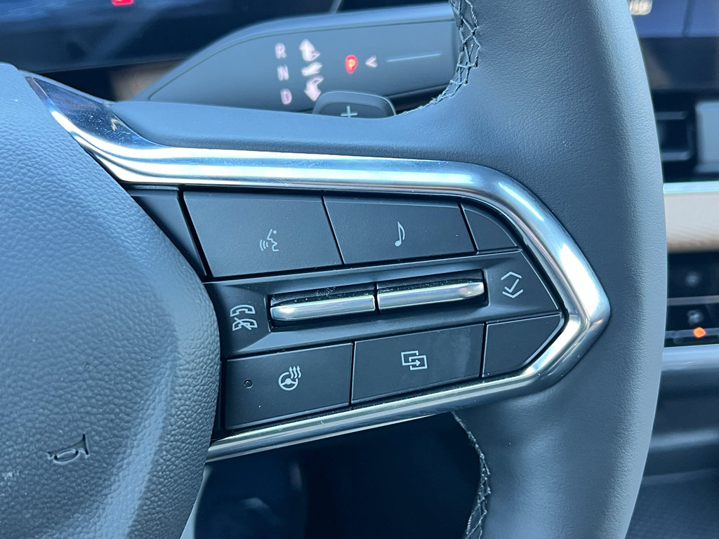 New 2026 Chevrolet Equinox ACTIV w/ Safety and Technology Package image 9