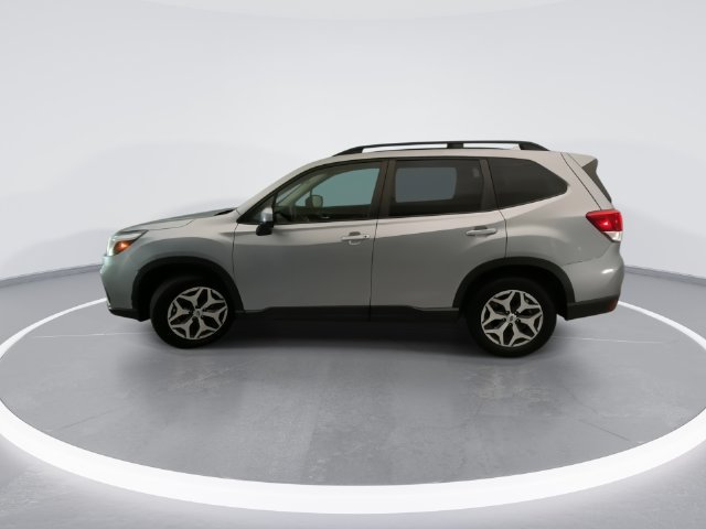 Used 2020 Subaru Forester Premium AWD/4WD image 9