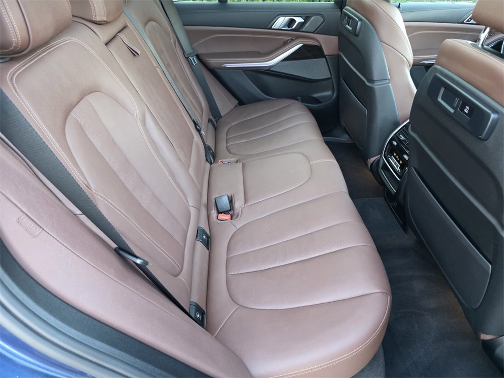 Used 2021 BMW X5 xDrive40i w/ Premium Package image 29